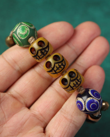 【Unique Item】Powerful tiger tooth, prayer Dzi beads bracelet