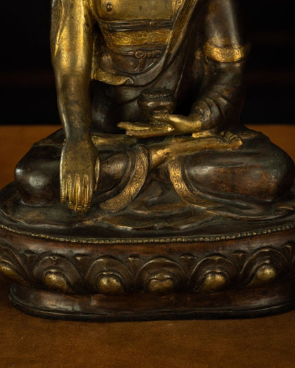 Qing Dynasty Tibetan Antique Statue Shakyamuni Buddha Copper Tibet