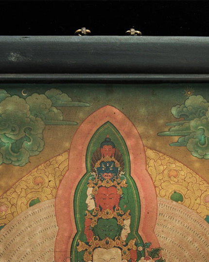 19th Century Ekādaśamukha Old Tibetan Antique Thangka Exquisitely Painted In Mineral Colors