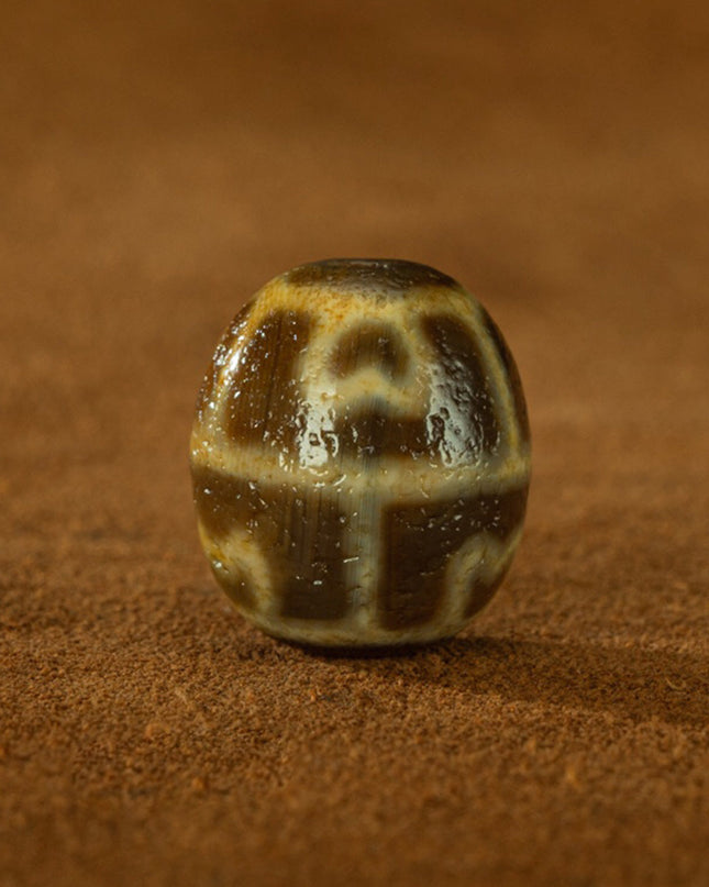 Yellow Tooth Padmasambhava Dalo Old Dzi Beads Tibetan Millennium Dzi Beads Pure and Rare