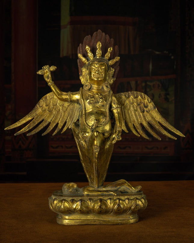 Qing Dynasty Puba Vajra subdues demons and protects the Dharma Tibetan antique Buddha statue  gilt