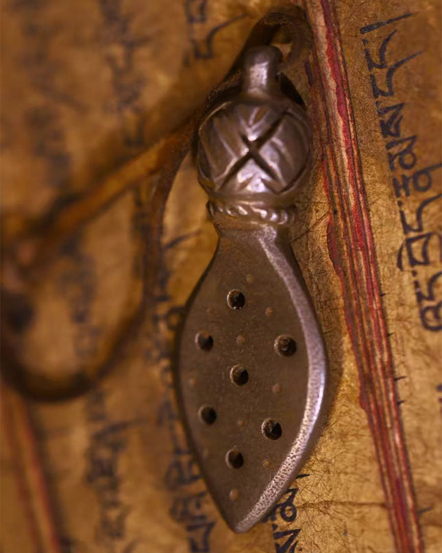 Sacred Cold Iron Mantra Point Pendant | Himalayan Ritual Tool for Calmness and Spiritual Balance