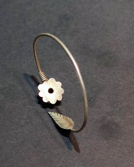 Radiant Clarity Bracelet | Pure Silver Citrine Bangle for Abundance and Spiritual Energy