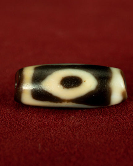 Double Buddha Eyes Old Dzi Beads Tibetan Millennium Dzi Beads Pure and Rare