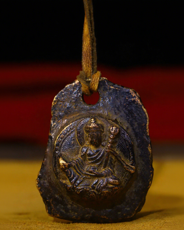Padmasambhava Thokcha Pendant for Removing Obstacles
