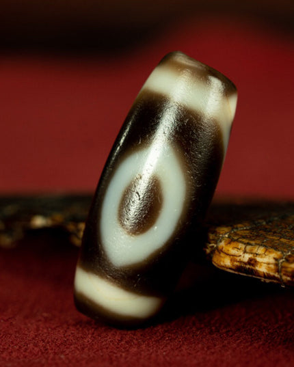 Double Buddha Eyes Old Dzi Beads Tibetan Millennium Dzi Beads Pure and Rare