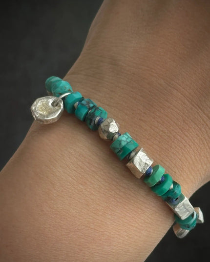 【Unique Item】 Wilderness Wind: Raw Turquoise and Silver Bead Bracelet