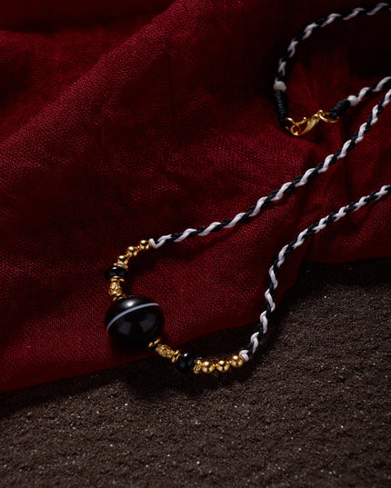 Lucky Protection Dzi Bead Necklace – Spiritual Energy with Gold-plated Details