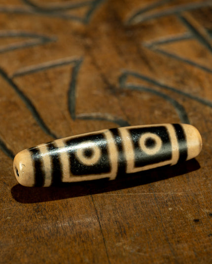 Vision Seal – 20th Century Four-Eyed Dzi Totem Pendant