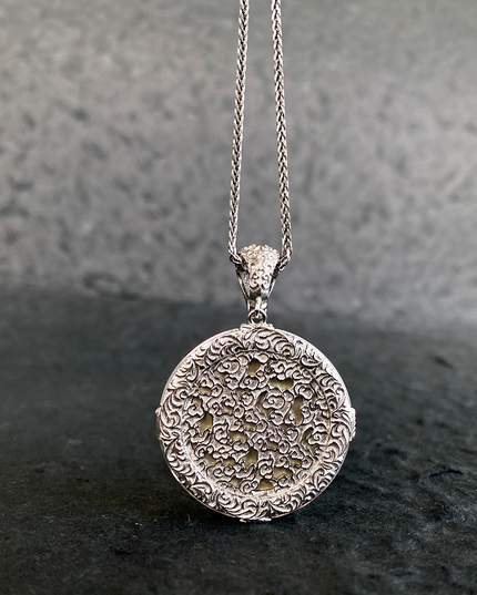 Shell Yellow Jambhala of Wealth Pendant