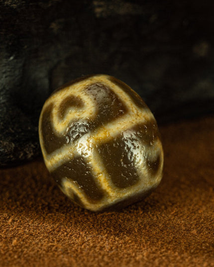 Yellow Tooth Padmasambhava Dalo Old Dzi Beads Tibetan Millennium Dzi Beads Pure and Rare