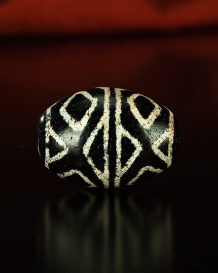 Hollow Tiger Tooth Vajra Six Eyes Old Dzi Beads Tibetan Millennium Dzi Beads Inlaid Erosion Special and Rare