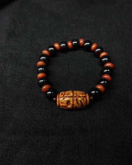 【Unique Item】 Fired dragon pattern God of Wealth mantra bracelet