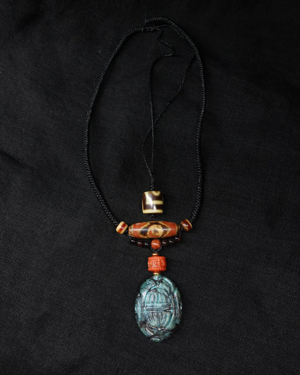 【Unique Item】 Old green Turquoise carving Three-eyed broken Dzi bead necklace