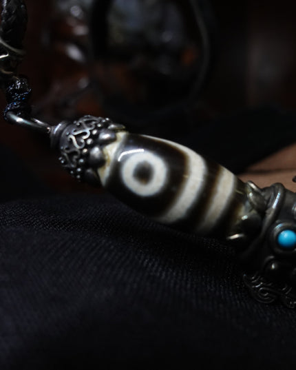 【Unique Item】 Two-eyed Dzi vajra necklace