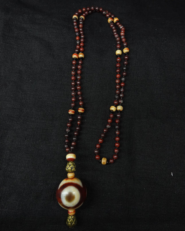 【Unique Item】 Aka(Tulku Lama)  Dzi bead Pendant