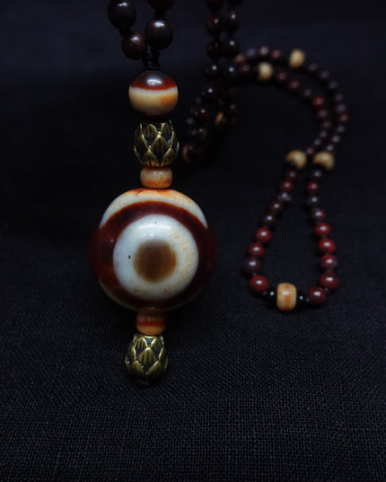 【Unique Item】 Aka(Tulku Lama)  Dzi bead Pendant