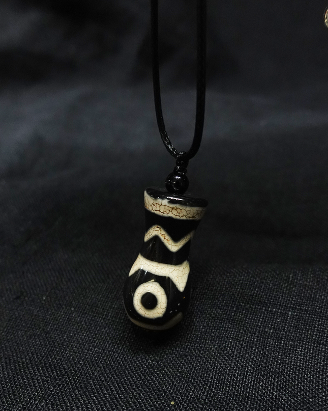 【Unique Item】Water Wave Tiger Tooth Pattern Dzi bead Combined Treasure Bottle Pendant for healthy and wealthy
