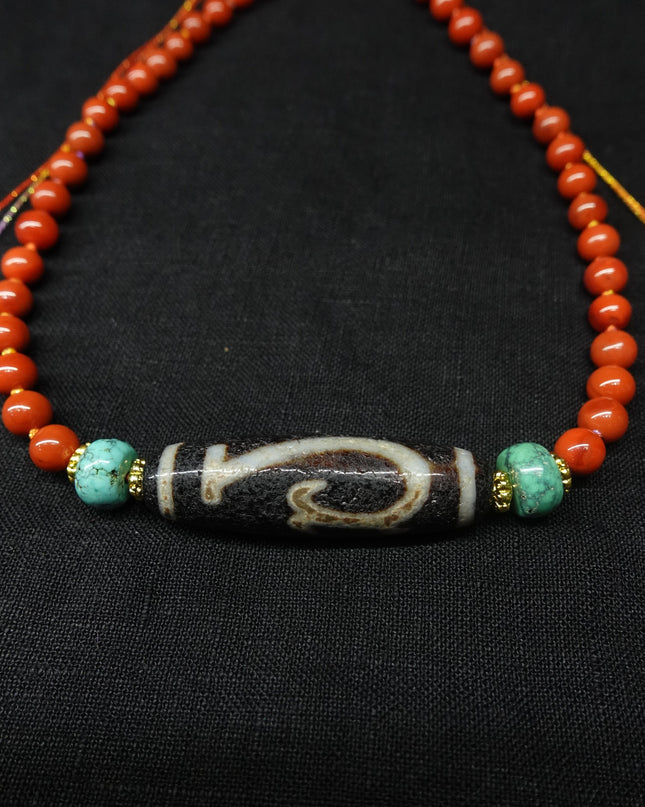 【Unique Item】 Green Turquoise South Red Agate Weathered Heavenly Bead Necklace