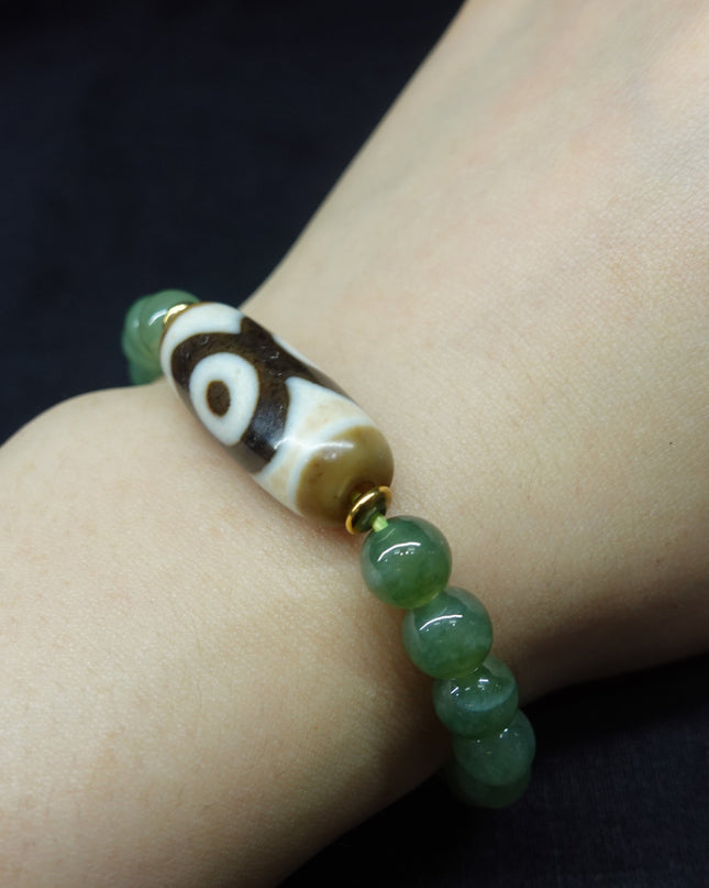 【Unique Item】 Jade Tiger Tooth Three Eyes Fortune, Prosperity and Longevity Lucky Charm Bracelet