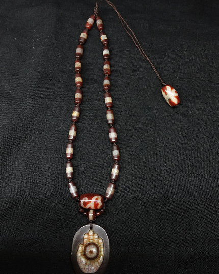 【Unique Item】 Noble Person Lotus Buddha Hand Seal Dzi bead  Necklace