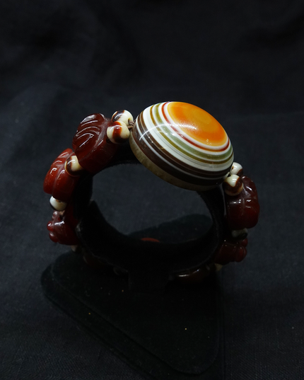 【Unique Item】God of Wealth Mantra Rainbow Dzi Bead Bracelet