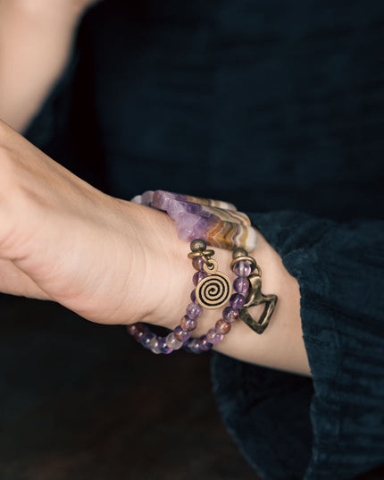 Hand Bracelet with Amethyst Agate and Brass