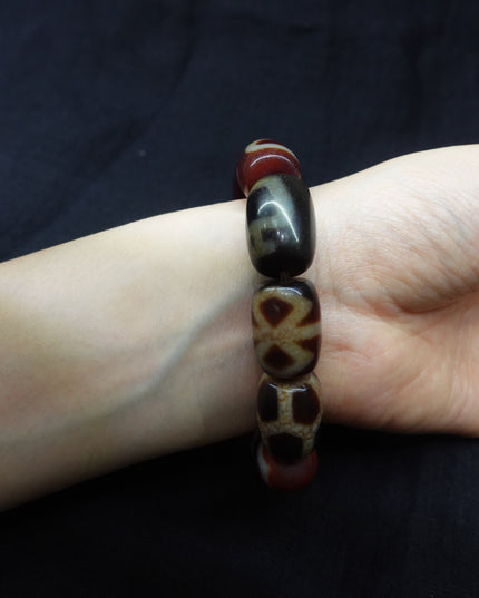 【Unique Item】 Large Dzi bead Multi-Totem Bracelet for Wealth and Blessing