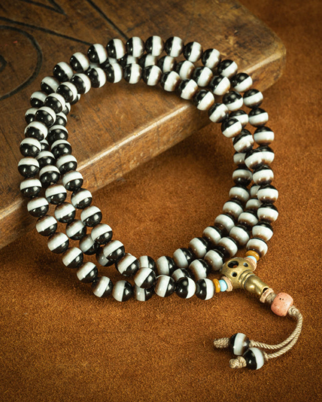 Single Channel Tibetan Dzi 108 Mala Necklace