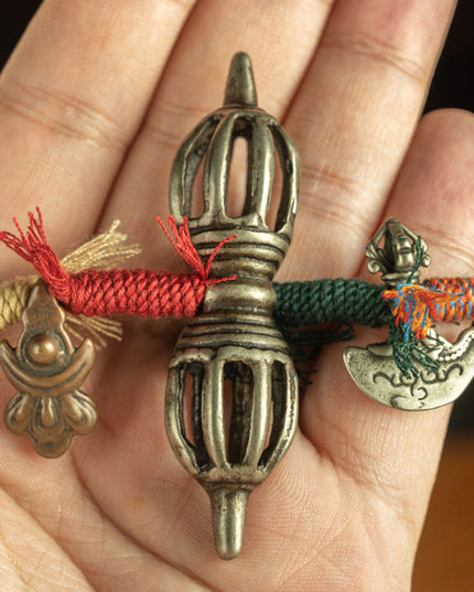 Ming Dynasty Tibetan Vajra Pendant Necklace with Gibeon Meteorite