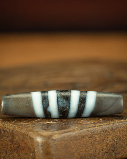 Seven-Line Pure Dzi Pendant - Symbol of Protection and Power