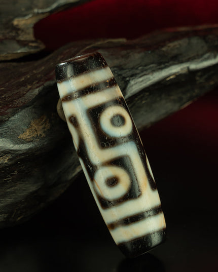 Eternal Nine-Eye Dzi Pendant – Legendary Shale Energy Charm