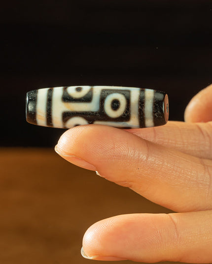 Eternal Nine-Eye Dzi Pendant – Legendary Shale Energy Charm