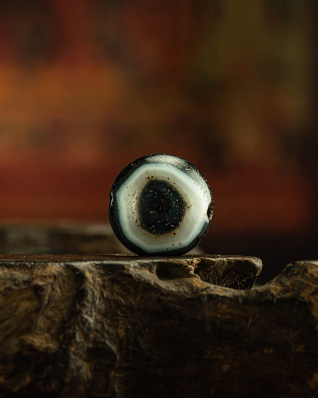 Tibetan East Rare Blue Aura Pendant