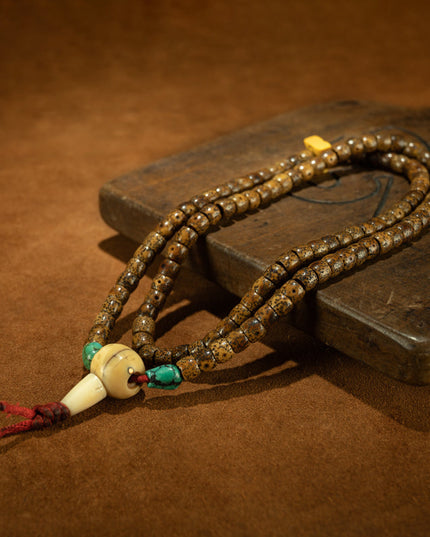 Ancient Harmony – Qing Dynasty Star-and-Moon Bodhi Mala Necklace