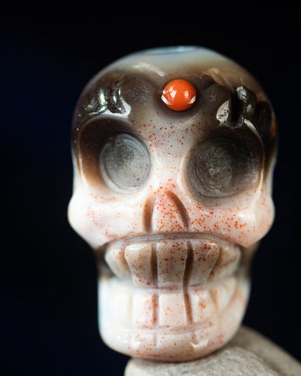 Courage Talisman Pendant – Nine-Eye Skull Dzi Bead with Gemstone Inlay