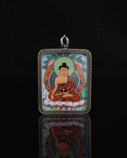 Shakyamuni Buddha Tibetan Thangka Pendant with Eight Auspicious Tibetan Signs Shell