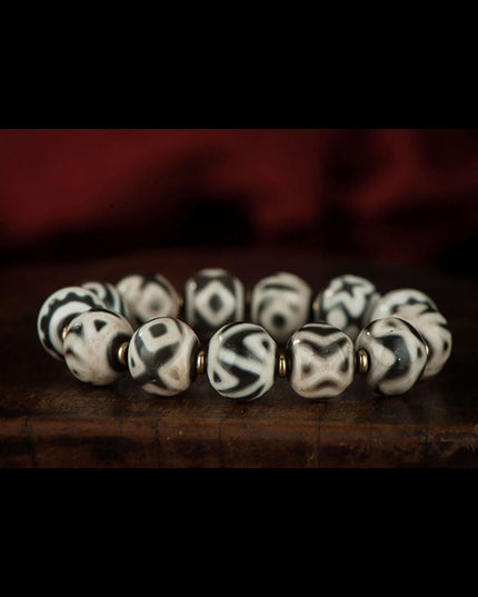 Multi-Totem Dzi Bracelet– Spiritual Protection and Energy Balance