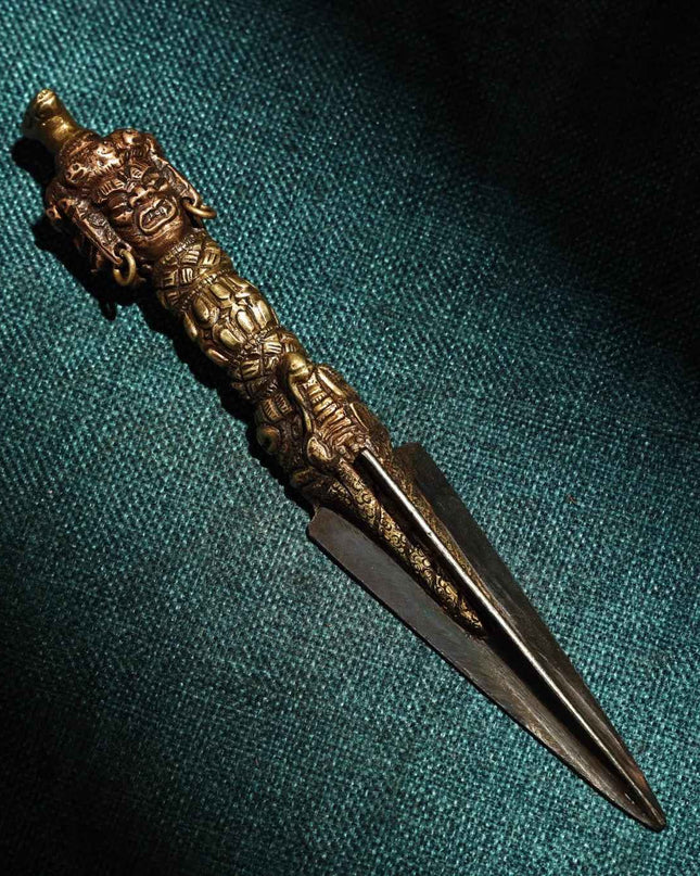 Vajravārāhī WEALTH Vajra for Eliminating Poverty