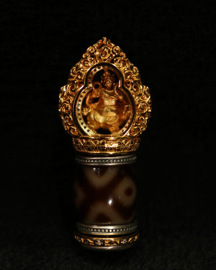 Sacred Wealth Energy Pendant – Dzi Beads with Gilded Buddha for Prosperity