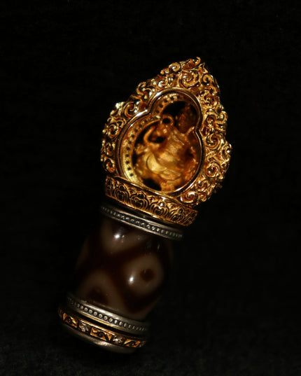 Sacred Wealth Energy Pendant – Dzi Beads with Gilded Buddha for Prosperity
