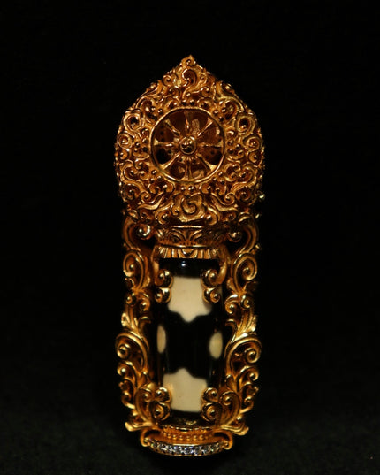 Prosperity Guardian Pendant – Dzi Beads, Gold-Plated Design for Wealth and Protection