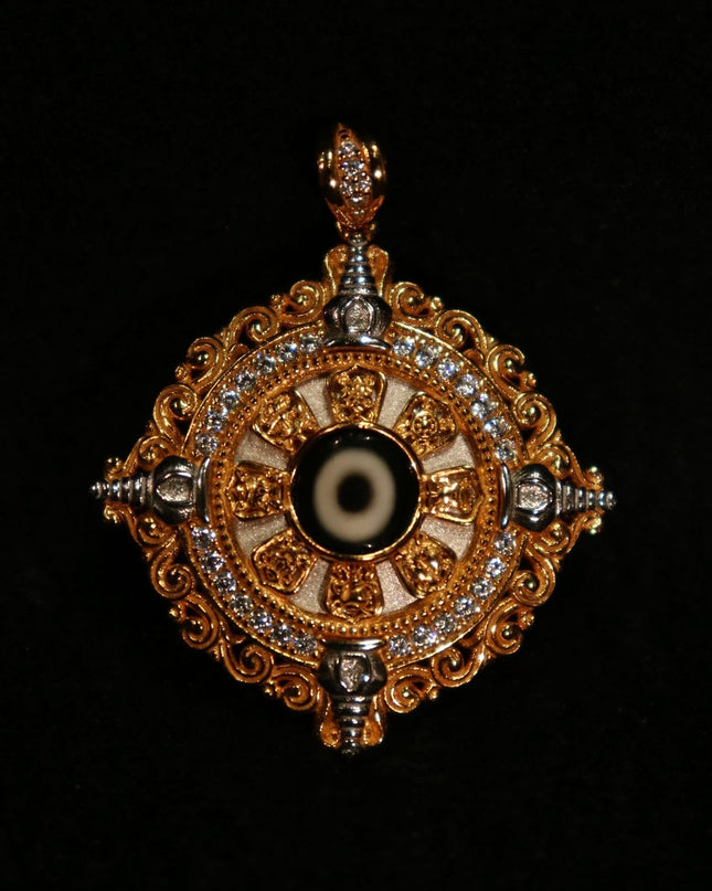 Prosperity Eye Dzi Bead Pendant – Amulet for Good Fortune & Protection