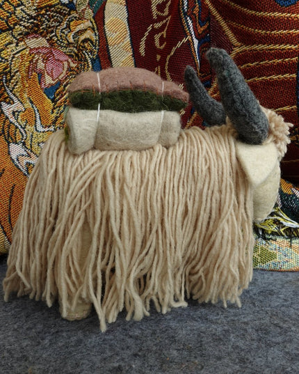 Handcrafted Yak Wool Yak Figure – Natural Elegance & Artisan Craftsmanship