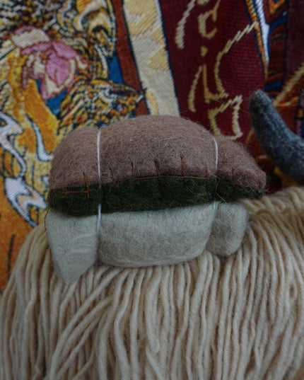 Handcrafted Yak Wool Yak Figure – Natural Elegance & Artisan Craftsmanship