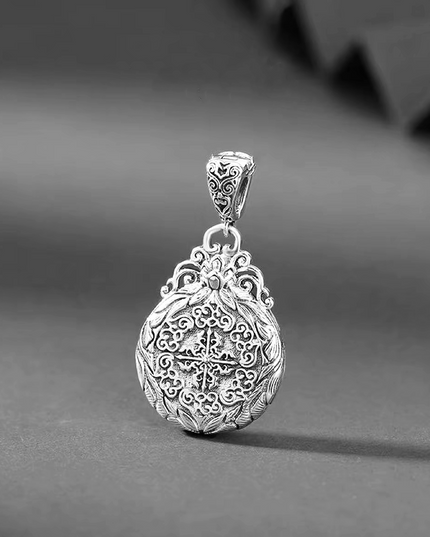 Vital Amber Energy Pendant | Wealth, Protection and Prosperity