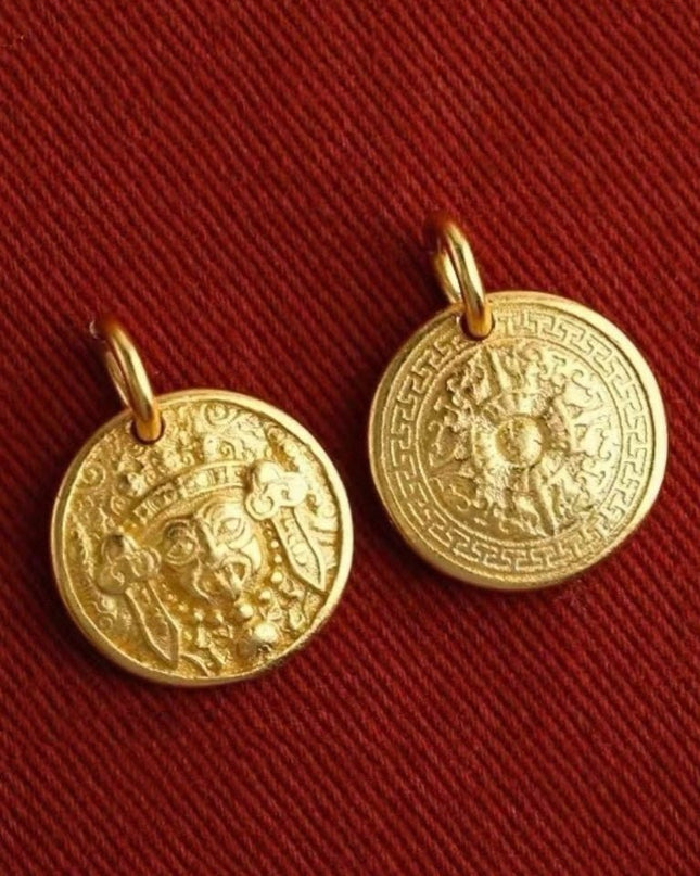 Zakirum Dharma Wheel Sterling Silver Gilded Pendant