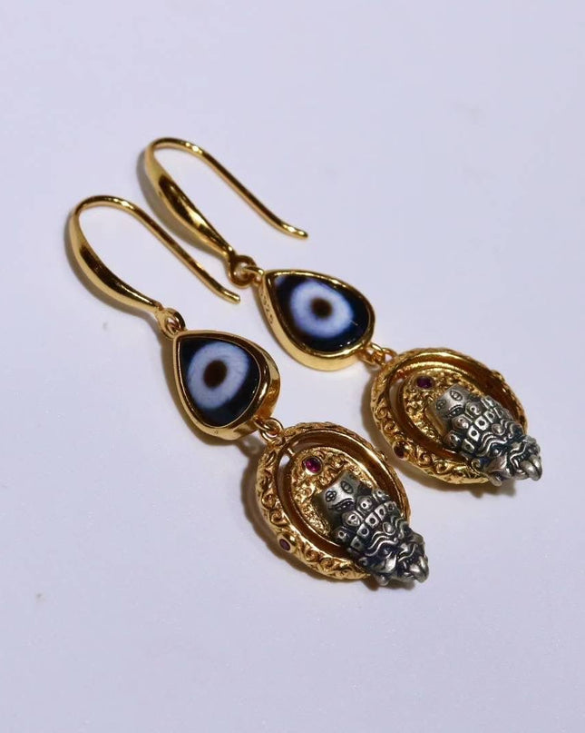 Zakirum's One-Eyed Dzi Bead Gold-Plated Solid Silver Ear Hook